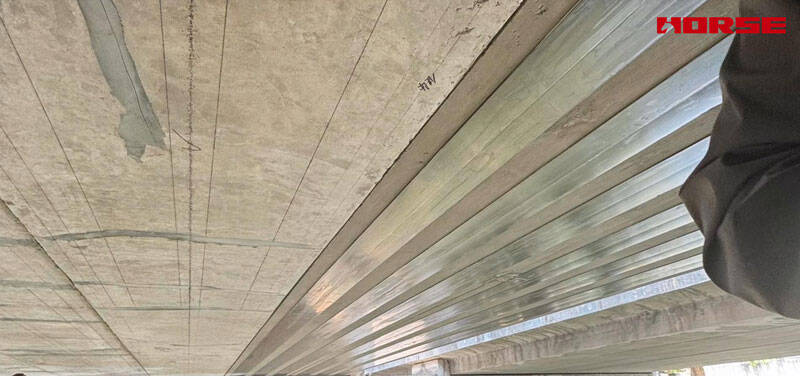Cracked Bridge Girder Strengthening with Carbon Fiber Plate Cracked Bridge Girder Strengthening with Carbon Fiber Plate